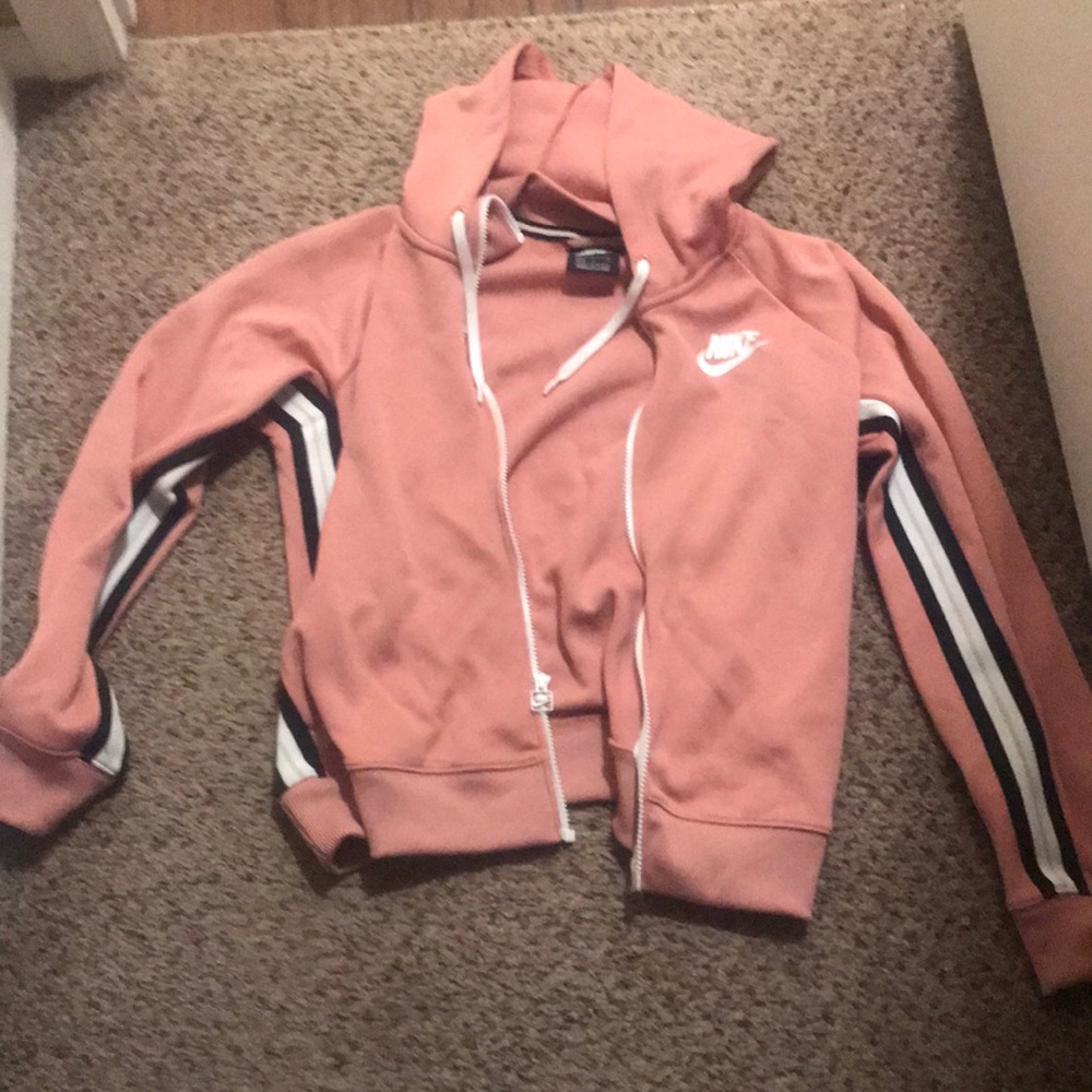 NIKE zipper up jacket!